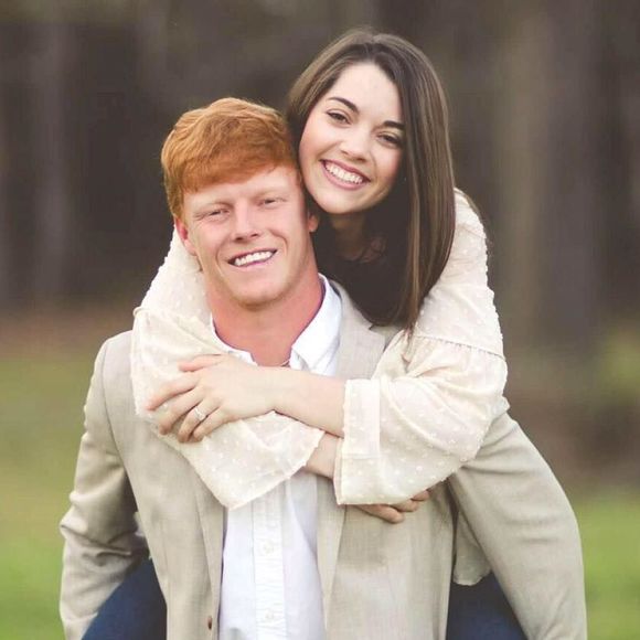 Meet your Posher, Alison - Picture 1 of 1